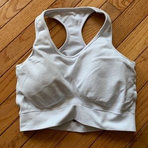 Bundle! Two alphalete aero bras pink and white